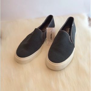 Keds Womens Perforated Suede Ortholite Slip on. 9